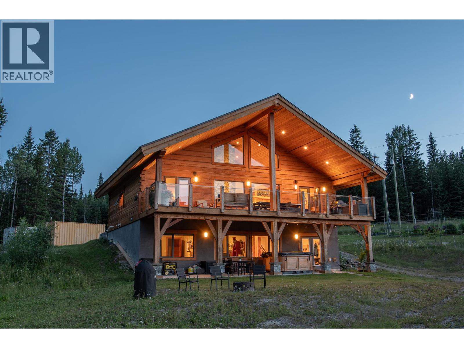 2550 Kettleston Road, Golden, British Columbia  V0A 1H1 - Photo 2 - 10377527