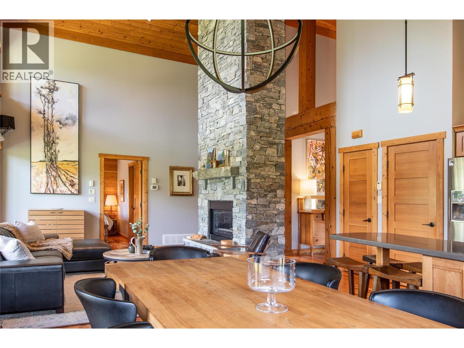 2550 Kettleston Road, Golden, British Columbia  V0A 1H1 - Photo 3 - 10377527