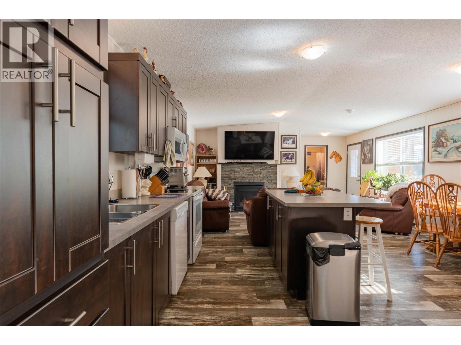 4248 Ross Spur Road, Ross Spur, British Columbia  V0G 1L1 - Photo 11 - 10377529