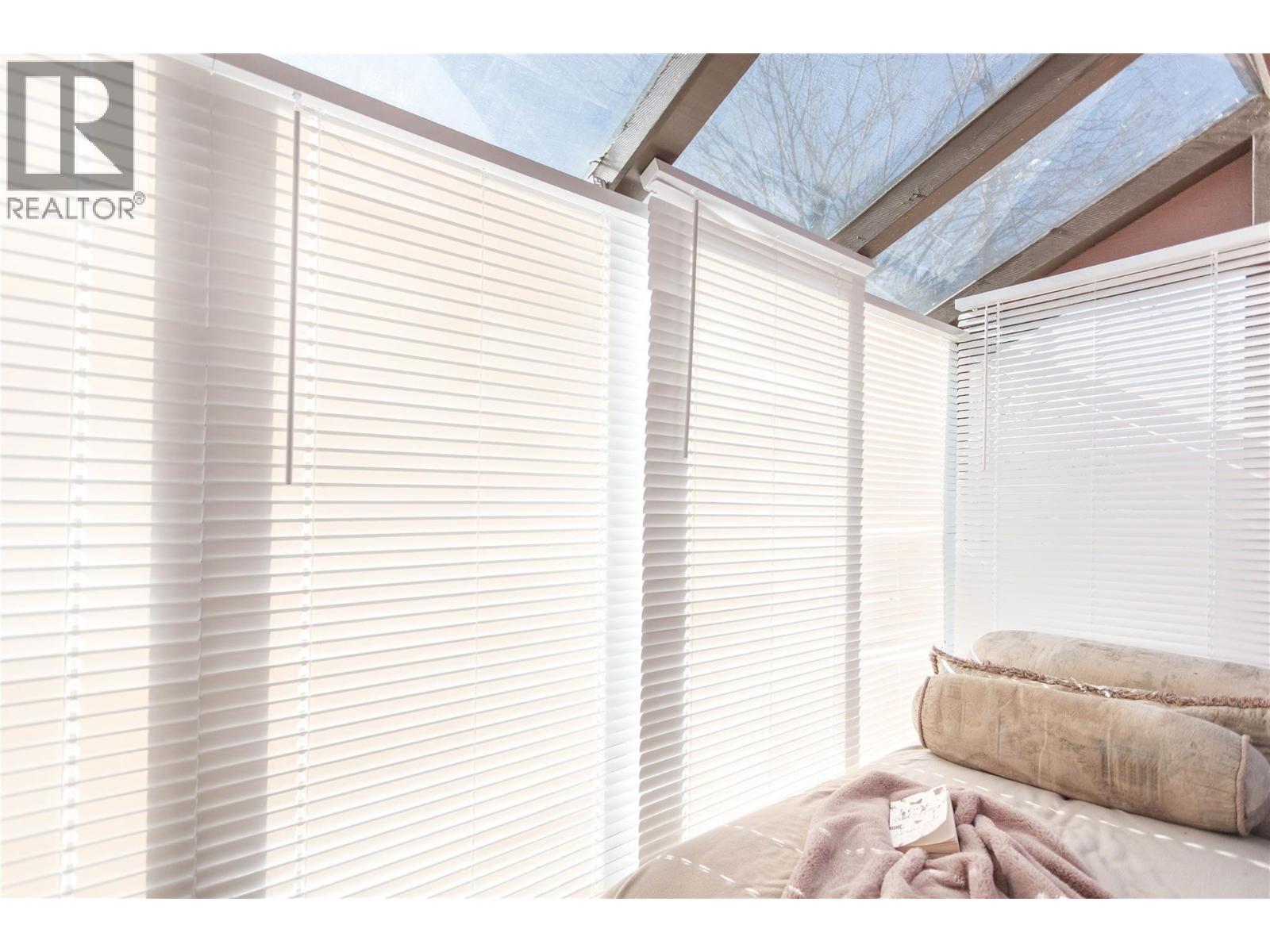 1978 Pleasant Valley Road, Spallumcheen, British Columbia  V4Y 0T7 - Photo 16 - 10376530