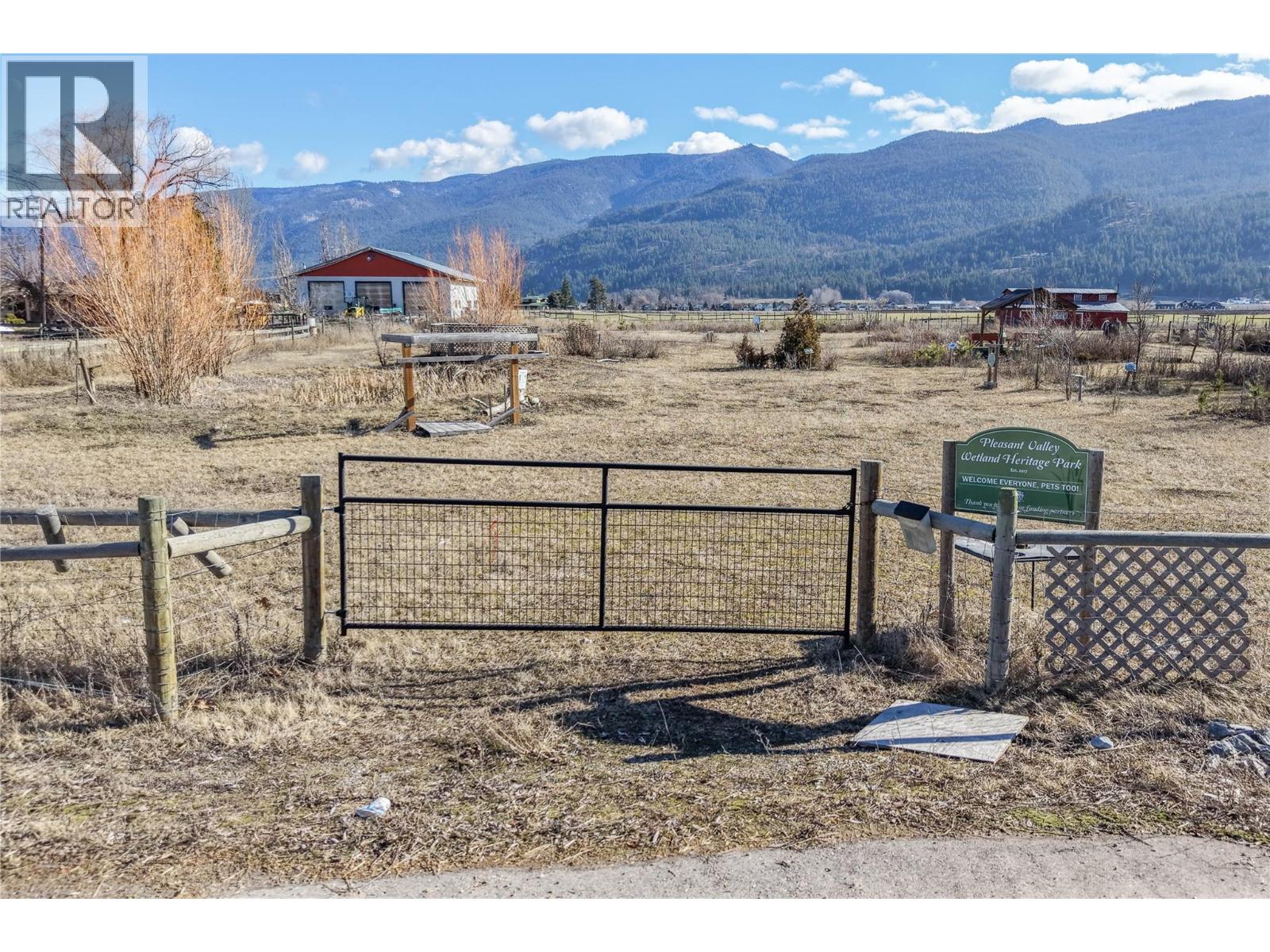 1978 Pleasant Valley Road, Spallumcheen, British Columbia  V4Y 0T7 - Photo 40 - 10376530