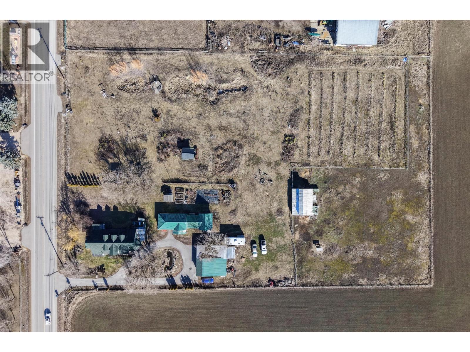 1978 Pleasant Valley Road, Spallumcheen, British Columbia  V4Y 0T7 - Photo 52 - 10376530