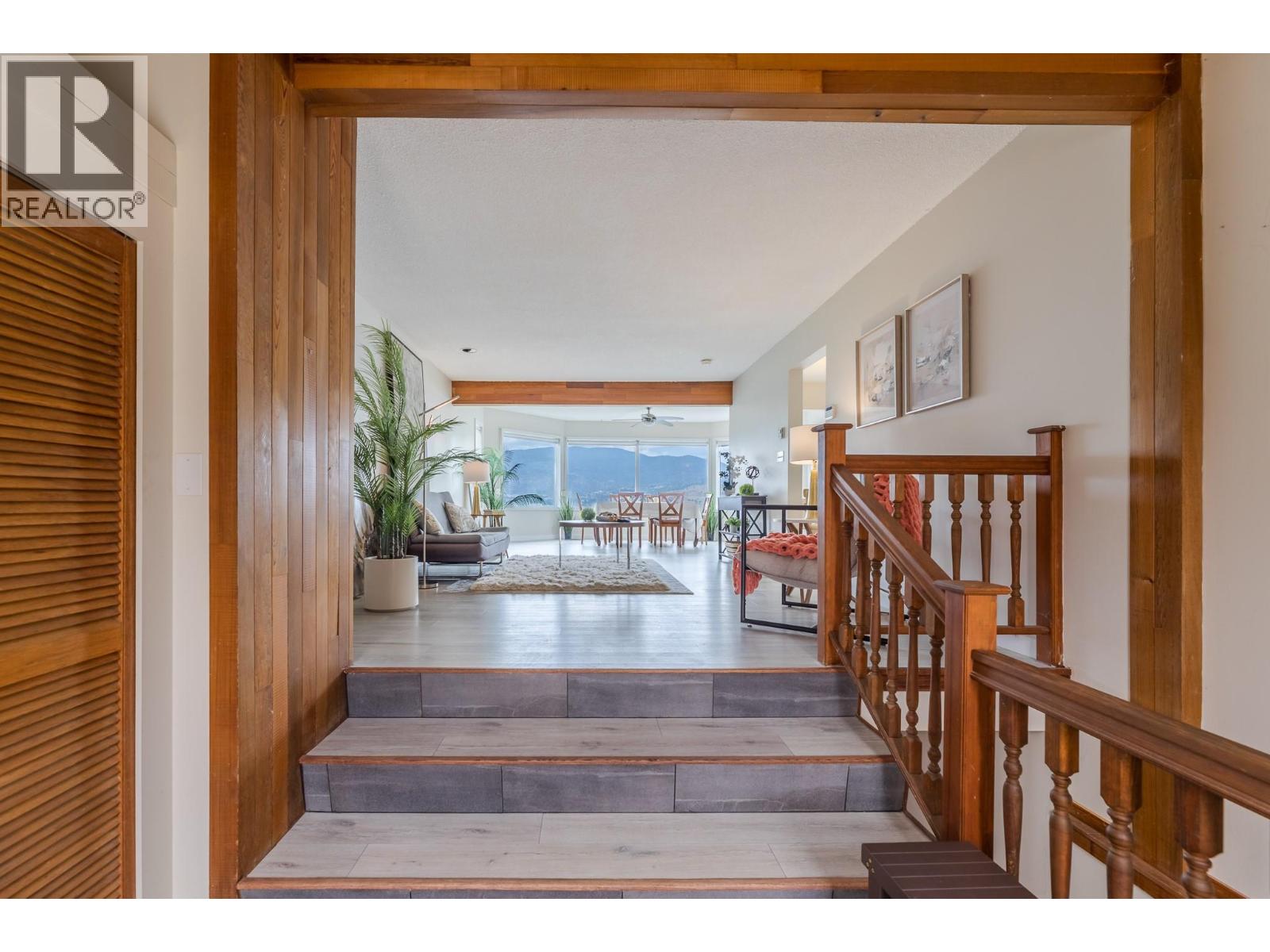 198 Bankview Place, Penticton, British Columbia  V2A 1B4 - Photo 4 - 10377601