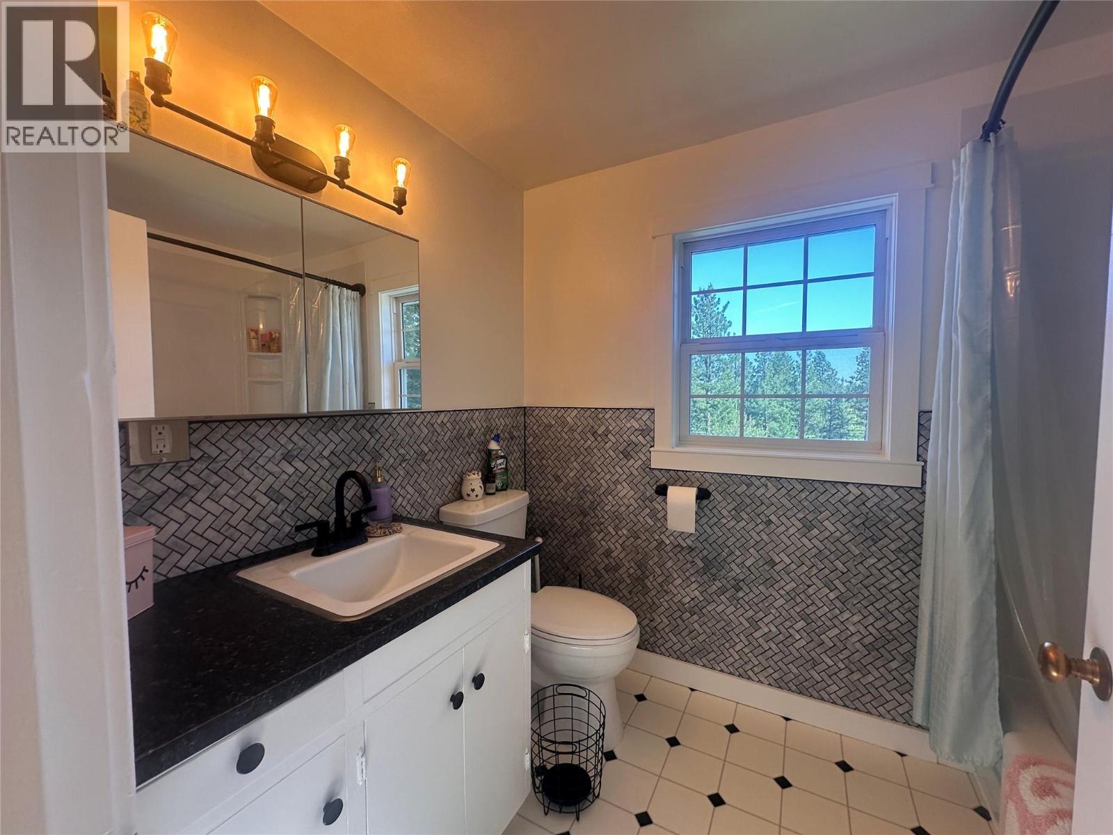 4152 Elk Drive, Ta Ta Creek, British Columbia  V0B 2H0 - Photo 38 - 10377301