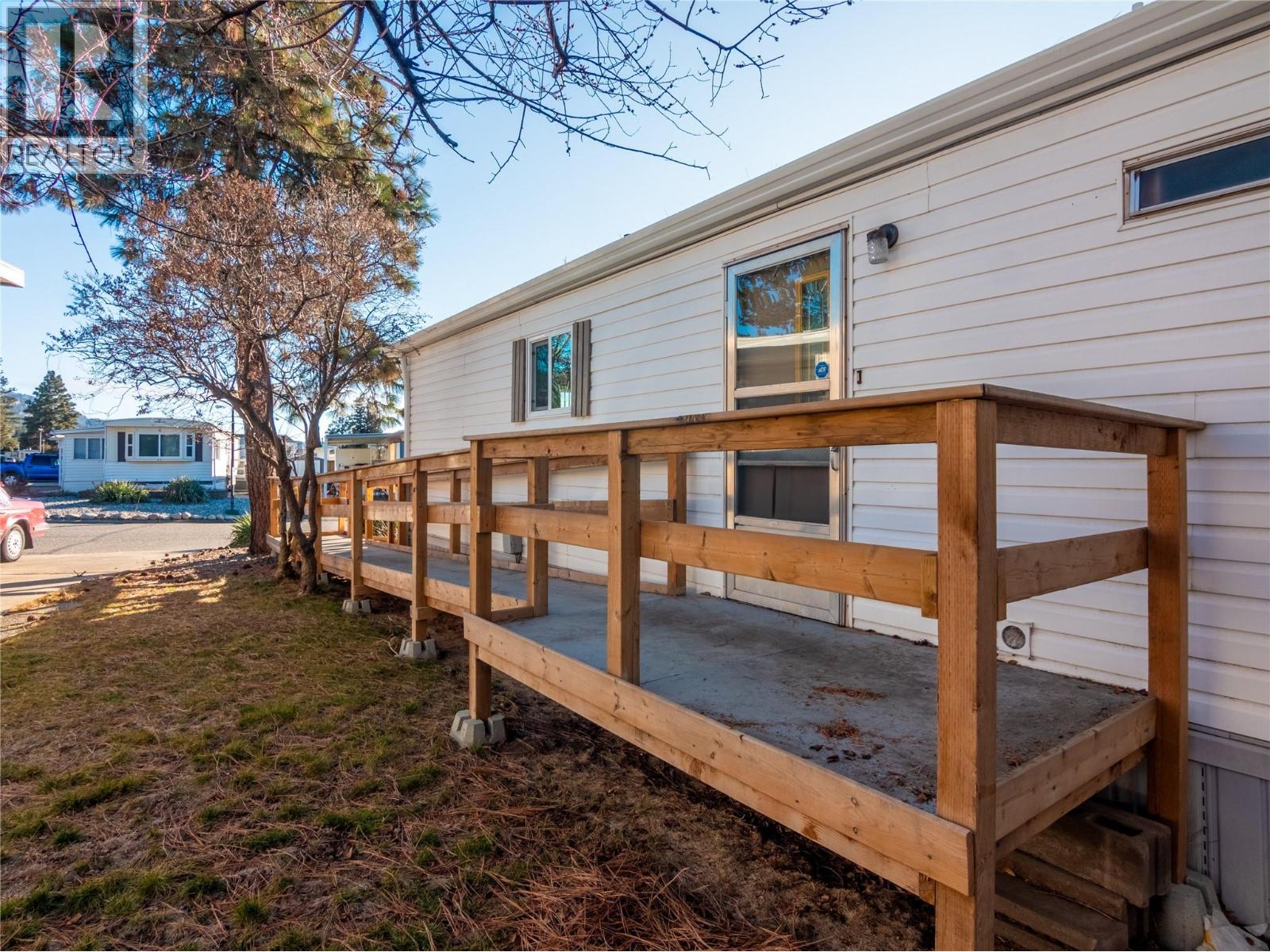 98 Okanagan Avenue E Unit# 11, Penticton, British Columbia  V2A 3J5 - Photo 31 - 10377592