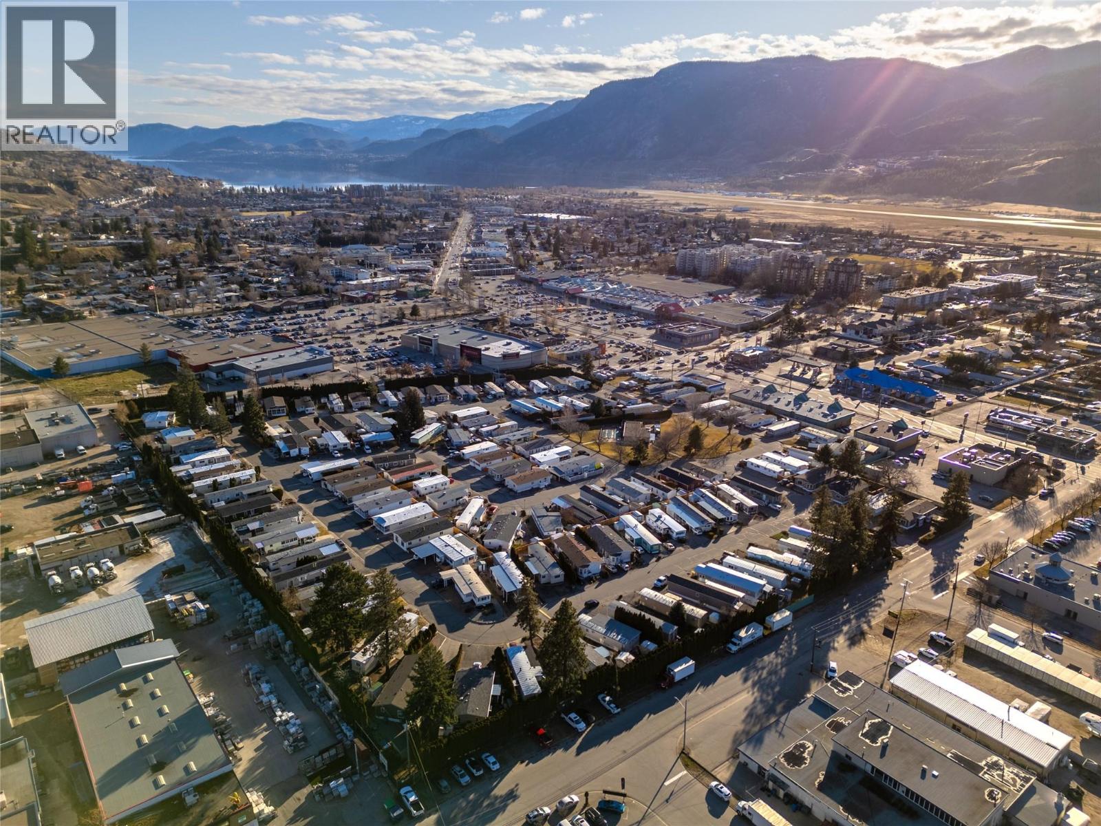 98 Okanagan Avenue E Unit# 11, Penticton, British Columbia  V2A 3J5 - Photo 39 - 10377592