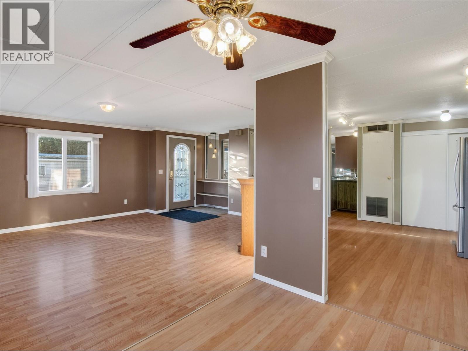 98 Okanagan Avenue E Unit# 11, Penticton, British Columbia  V2A 3J5 - Photo 5 - 10377592