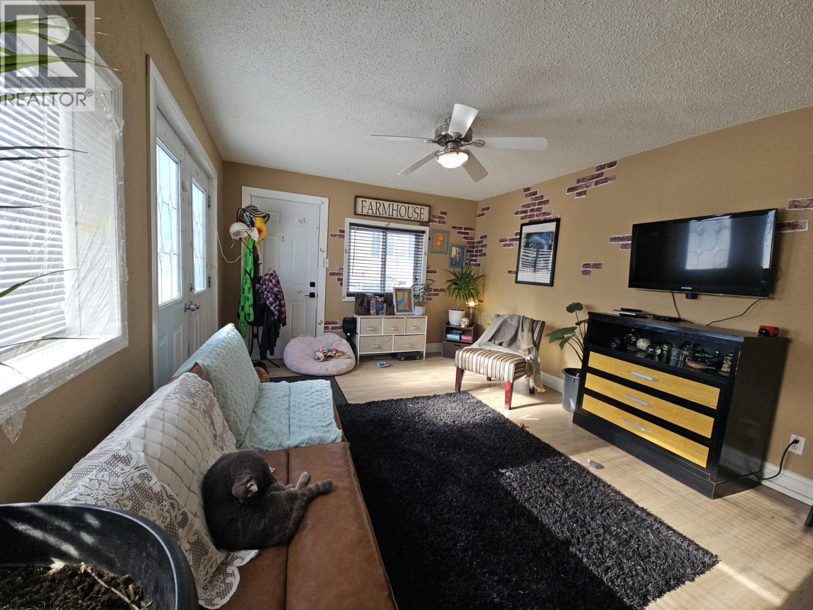 304 100 Avenue, Dawson Creek, British Columbia  V1G 1V5 - Photo 3 - 10377610