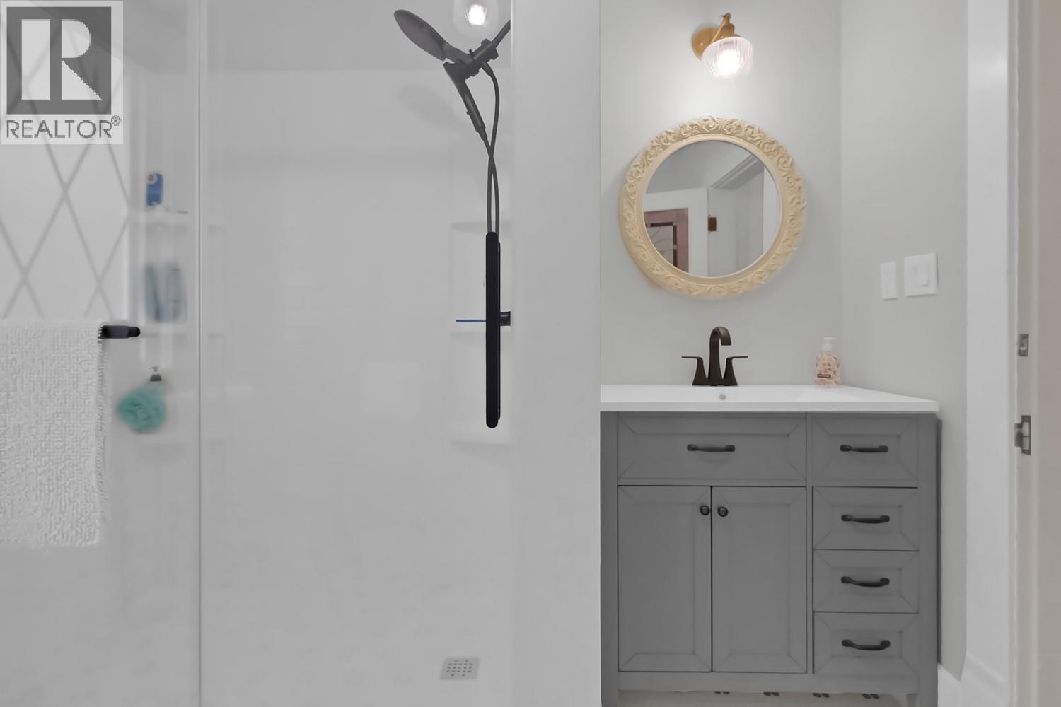 150 Edmonton Avenue, Penticton, British Columbia  V2A 2G8 - Photo 23 - 10377609