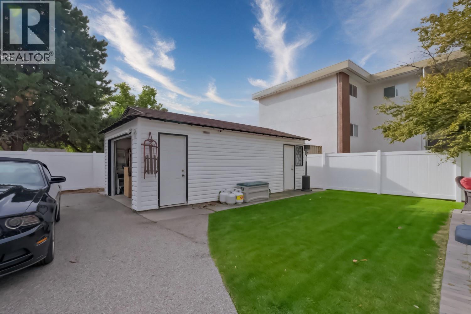 150 Edmonton Avenue, Penticton, British Columbia  V2A 2G8 - Photo 43 - 10377609