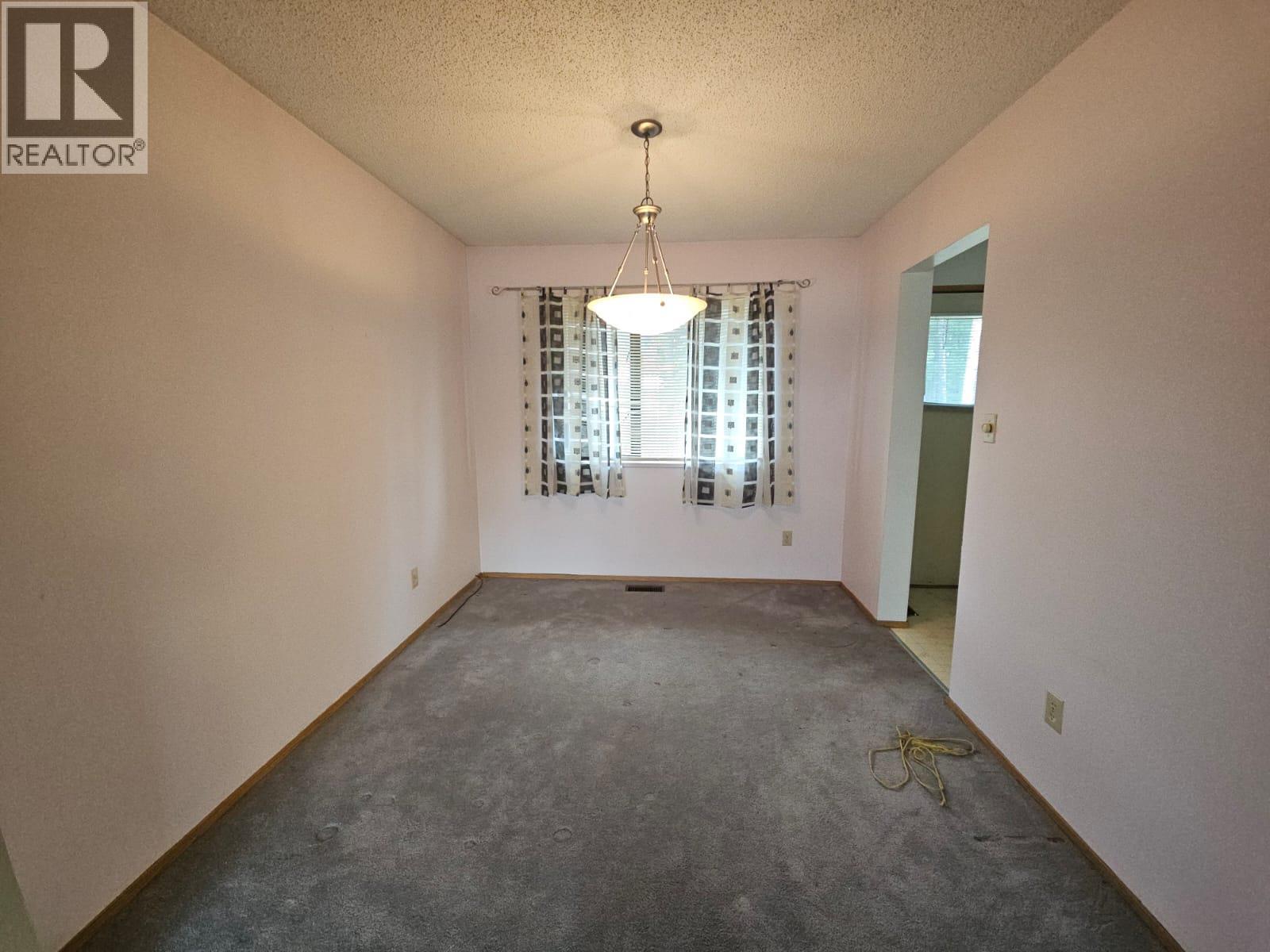 323 Cottonwood Avenue, Tumbler Ridge, British Columbia  V0C 2W0 - Photo 10 - 10377599