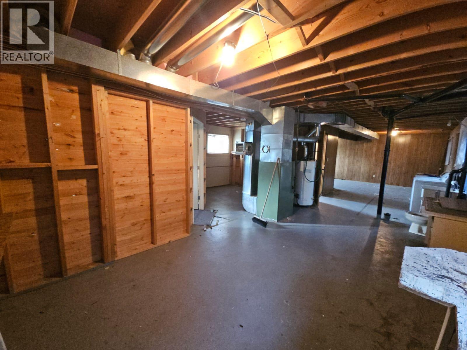 323 Cottonwood Avenue, Tumbler Ridge, British Columbia  V0C 2W0 - Photo 36 - 10377599