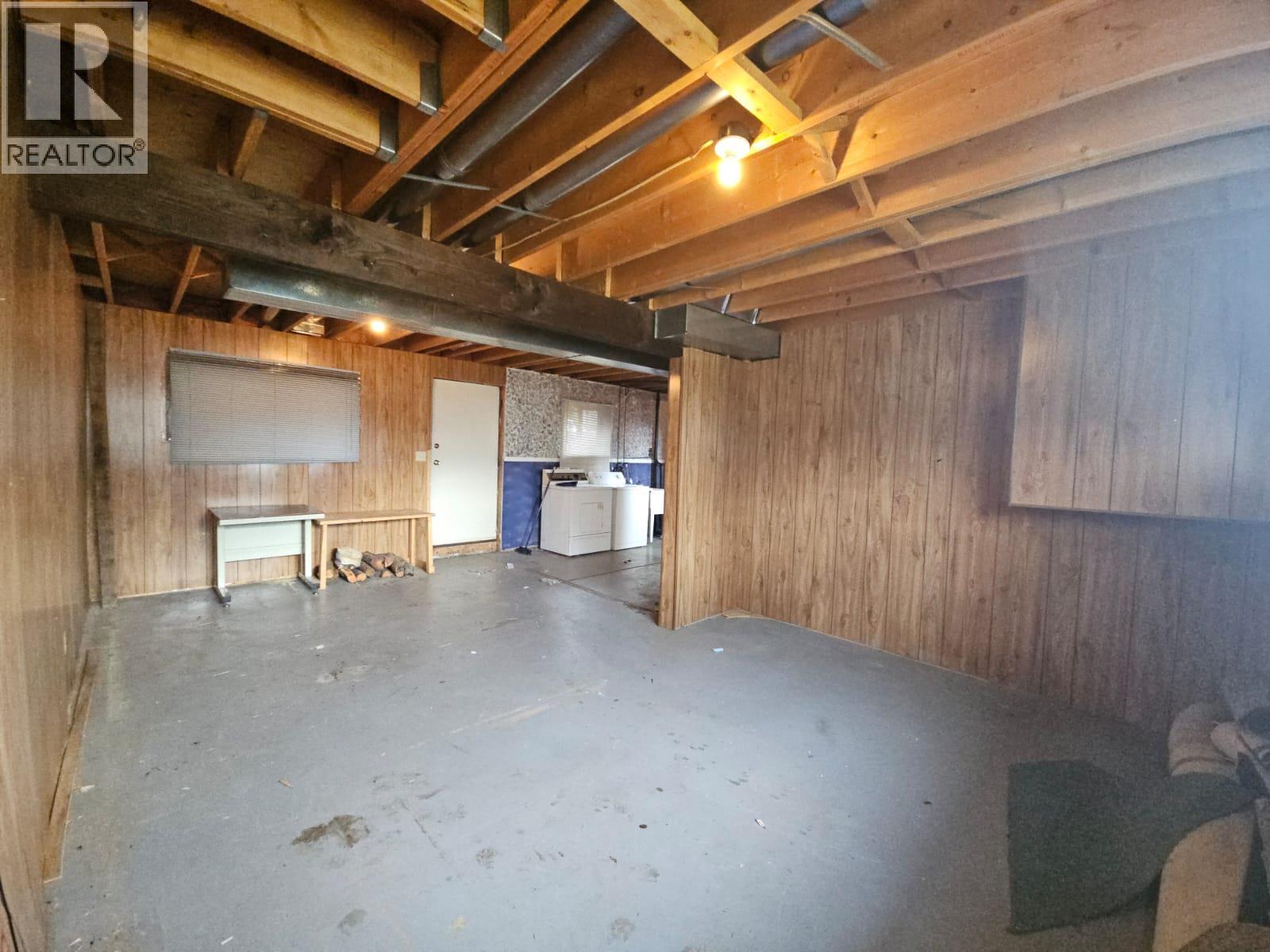 323 Cottonwood Avenue, Tumbler Ridge, British Columbia  V0C 2W0 - Photo 38 - 10377599