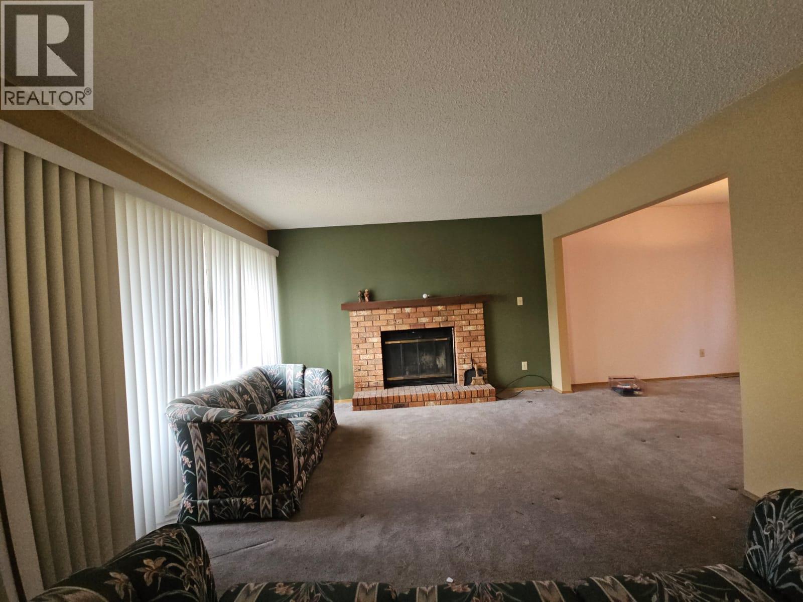 323 Cottonwood Avenue, Tumbler Ridge, British Columbia  V0C 2W0 - Photo 6 - 10377599