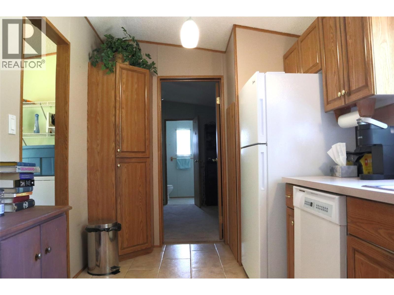 612 Fletcher Avenue, Slocan, British Columbia  V0G 2C0 - Photo 11 - 10377347