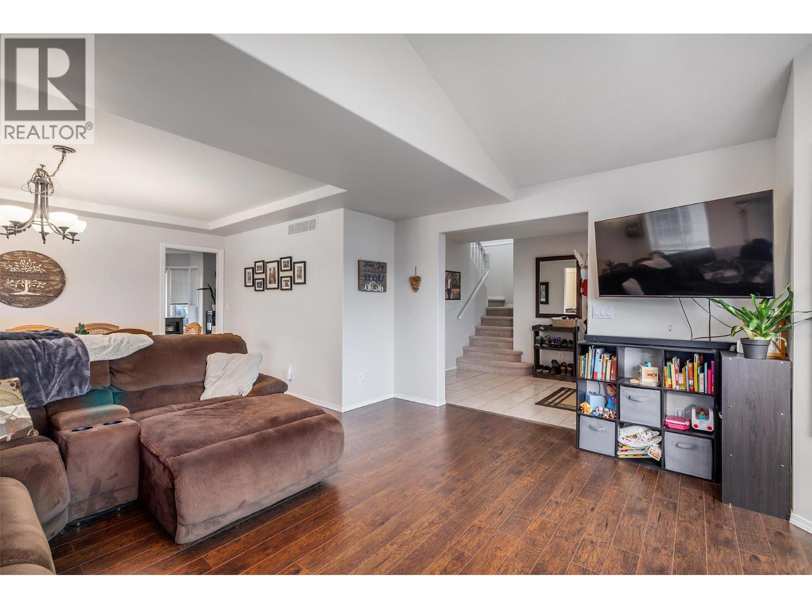 5080 Scotty Creek Road, Kelowna, British Columbia  V1X 6T9 - Photo 4 - 10377206