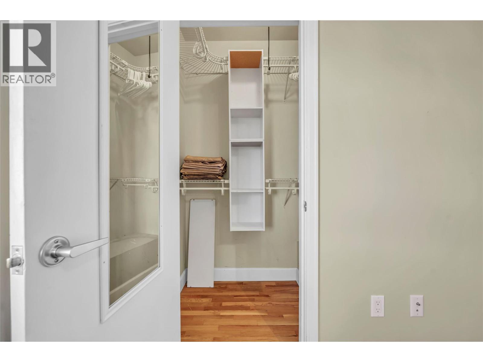 566 Van Horne Street, Penticton, British Columbia  V2A 4K8 - Photo 25 - 10377174