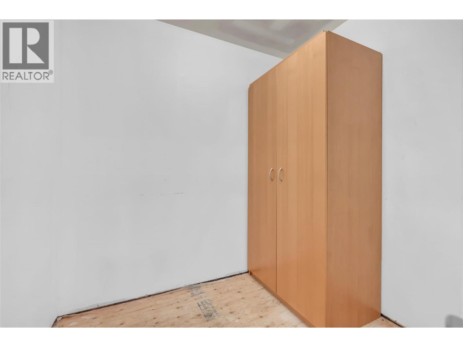 566 Van Horne Street, Penticton, British Columbia  V2A 4K8 - Photo 28 - 10377174