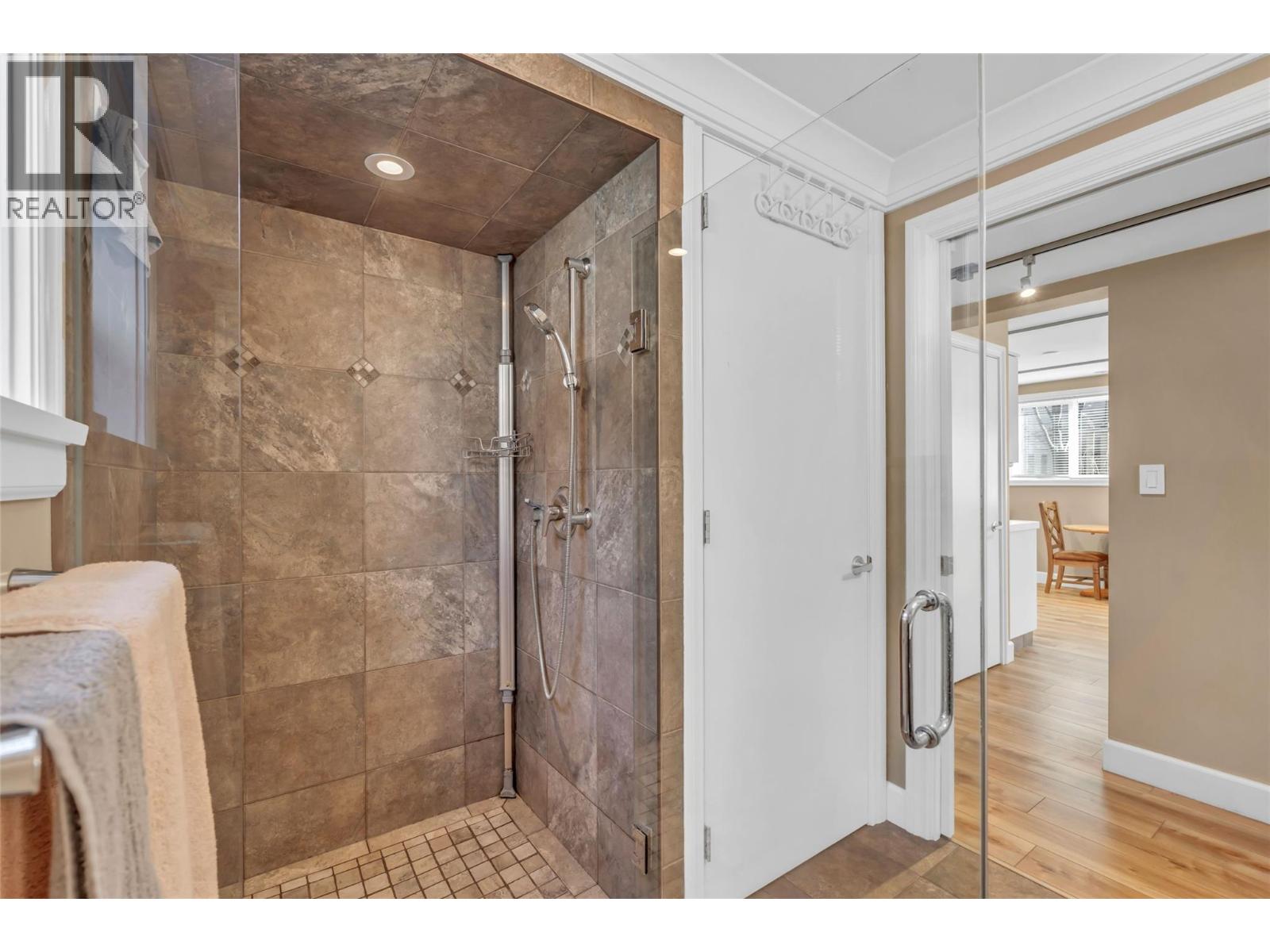 566 Van Horne Street, Penticton, British Columbia  V2A 4K8 - Photo 39 - 10377174