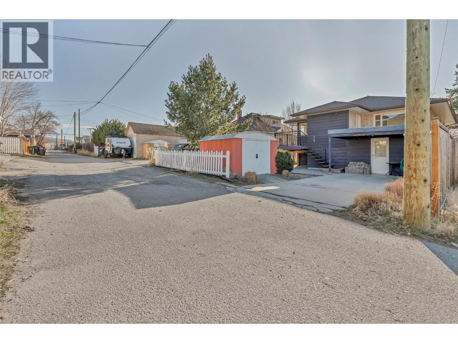 566 Van Horne Street, Penticton, British Columbia  V2A 4K8 - Photo 43 - 10377174