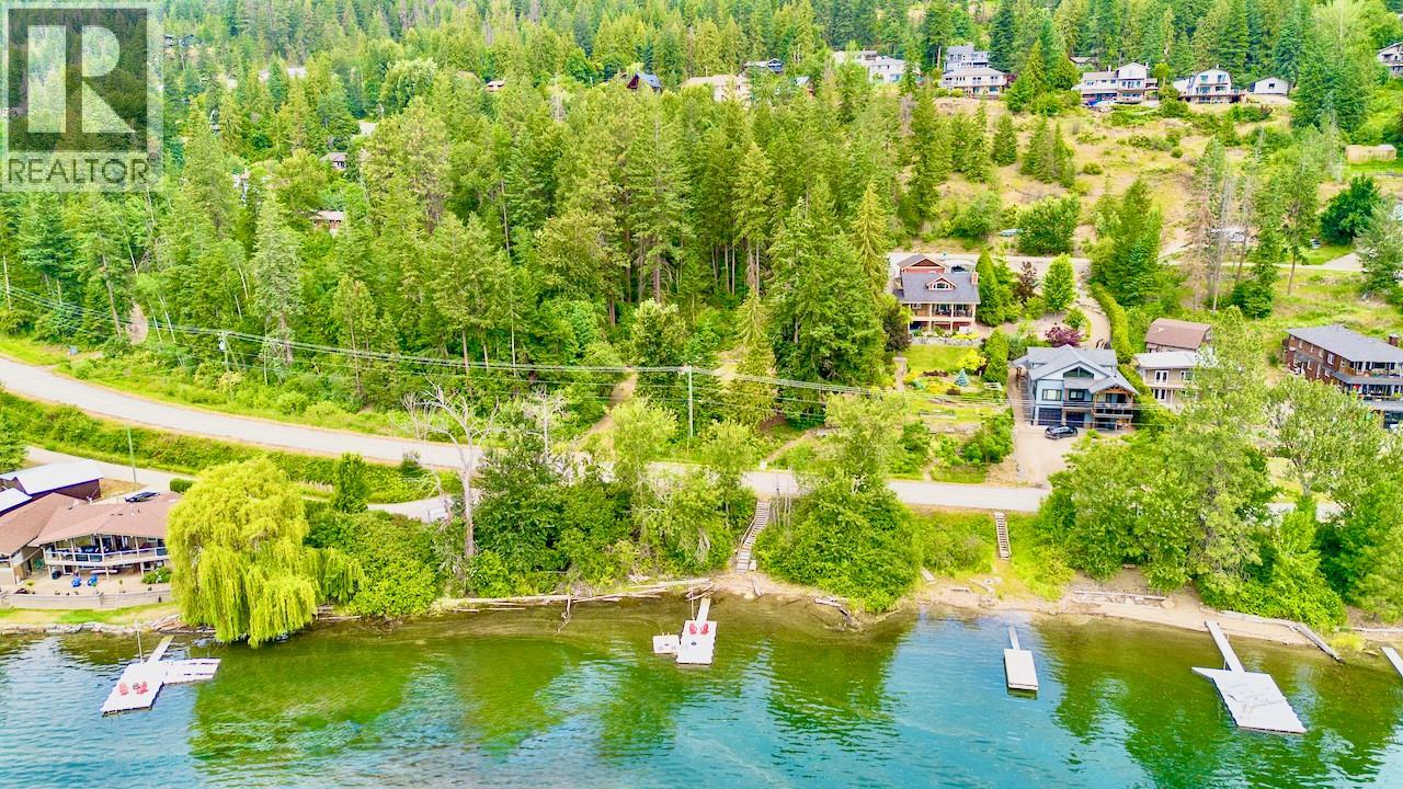 2989 Squilax-Anglemont Road, Lee Creek, British Columbia  V0E 1M4 - Photo 14 - 10375503