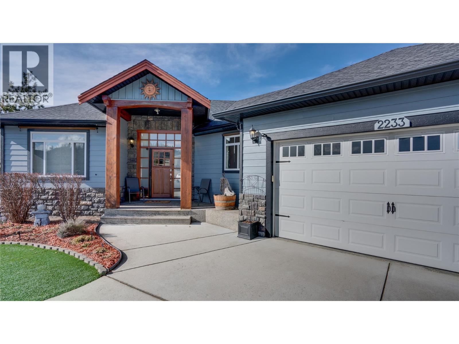 2233 Helgason Drive, Westbank, British Columbia  V4T 2W9 - Photo 3 - 10375917