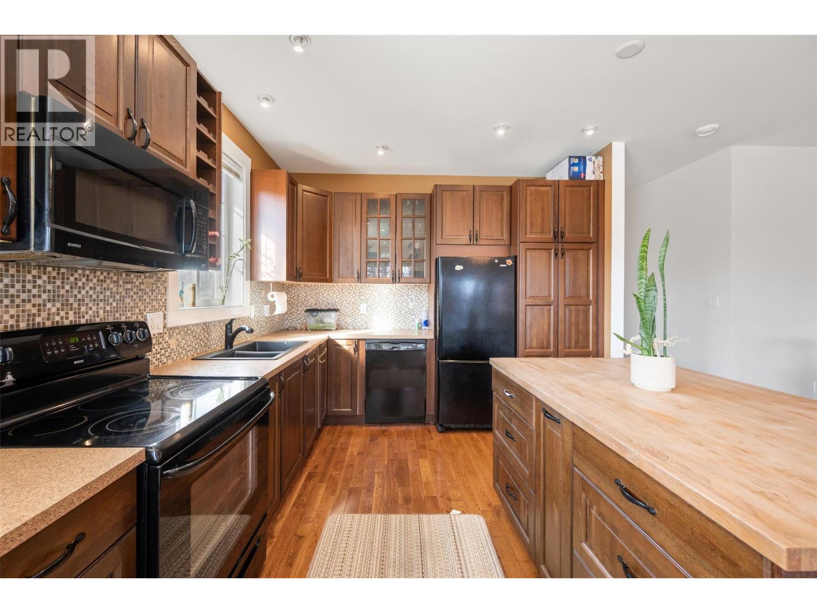 598 Wade Avenue W Unit# 102, Penticton, British Columbia  V2A 1V5 - Photo 12 - 10376803