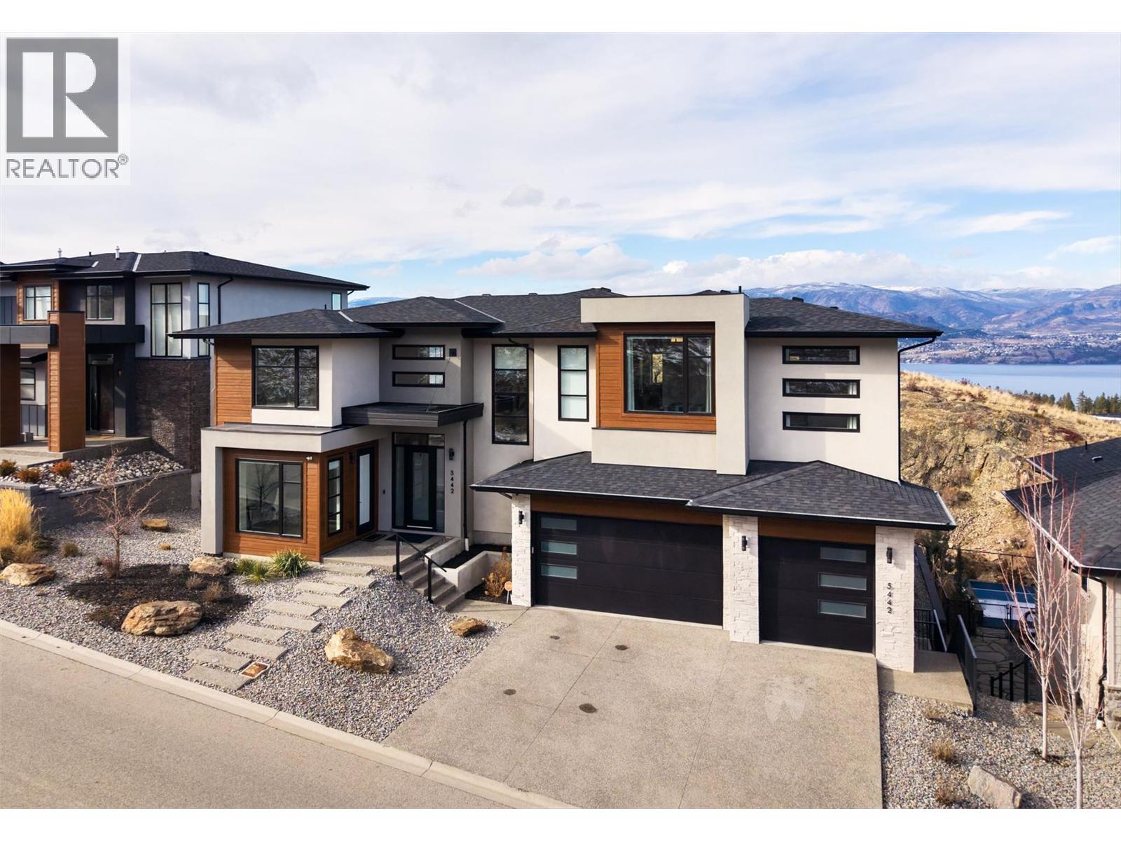 5442 Upper Mission Drive, Kelowna, British Columbia  V1W 0B1 - Photo 2 - 10376616