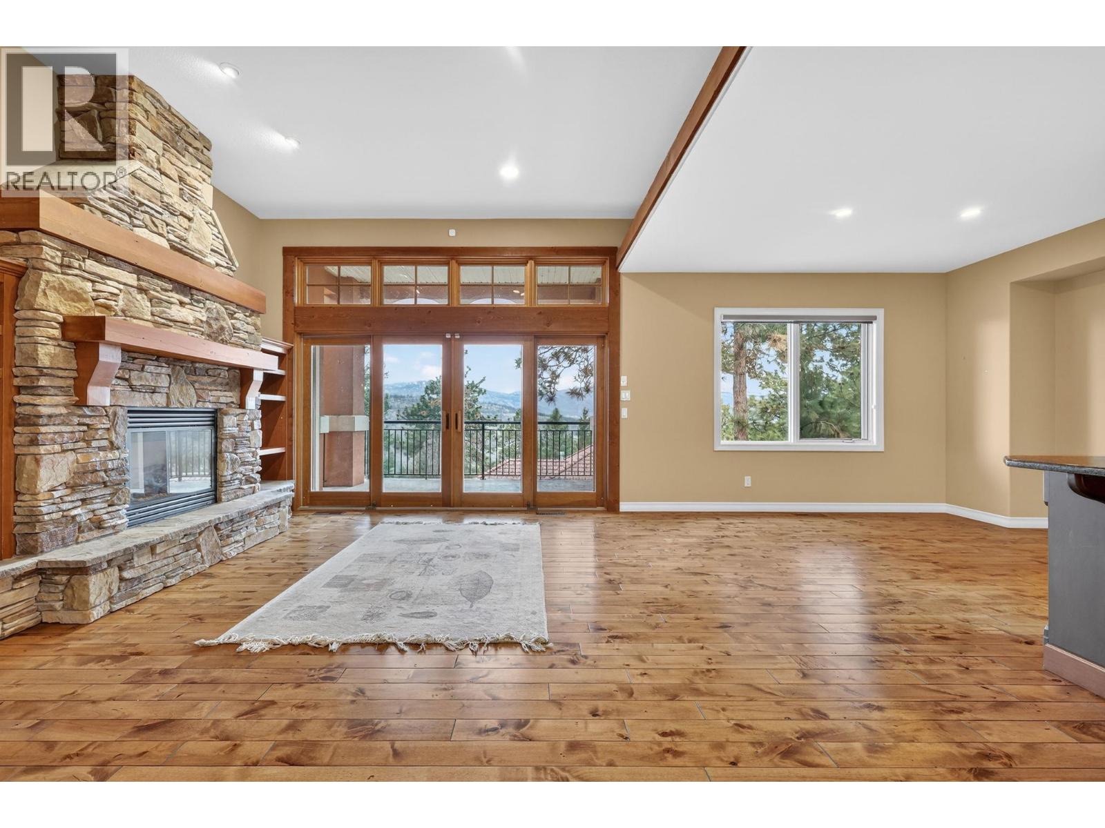 1910 Capistrano Drive Unit# 111, Kelowna, British Columbia  V1V 2S5 - Photo 9 - 10376204