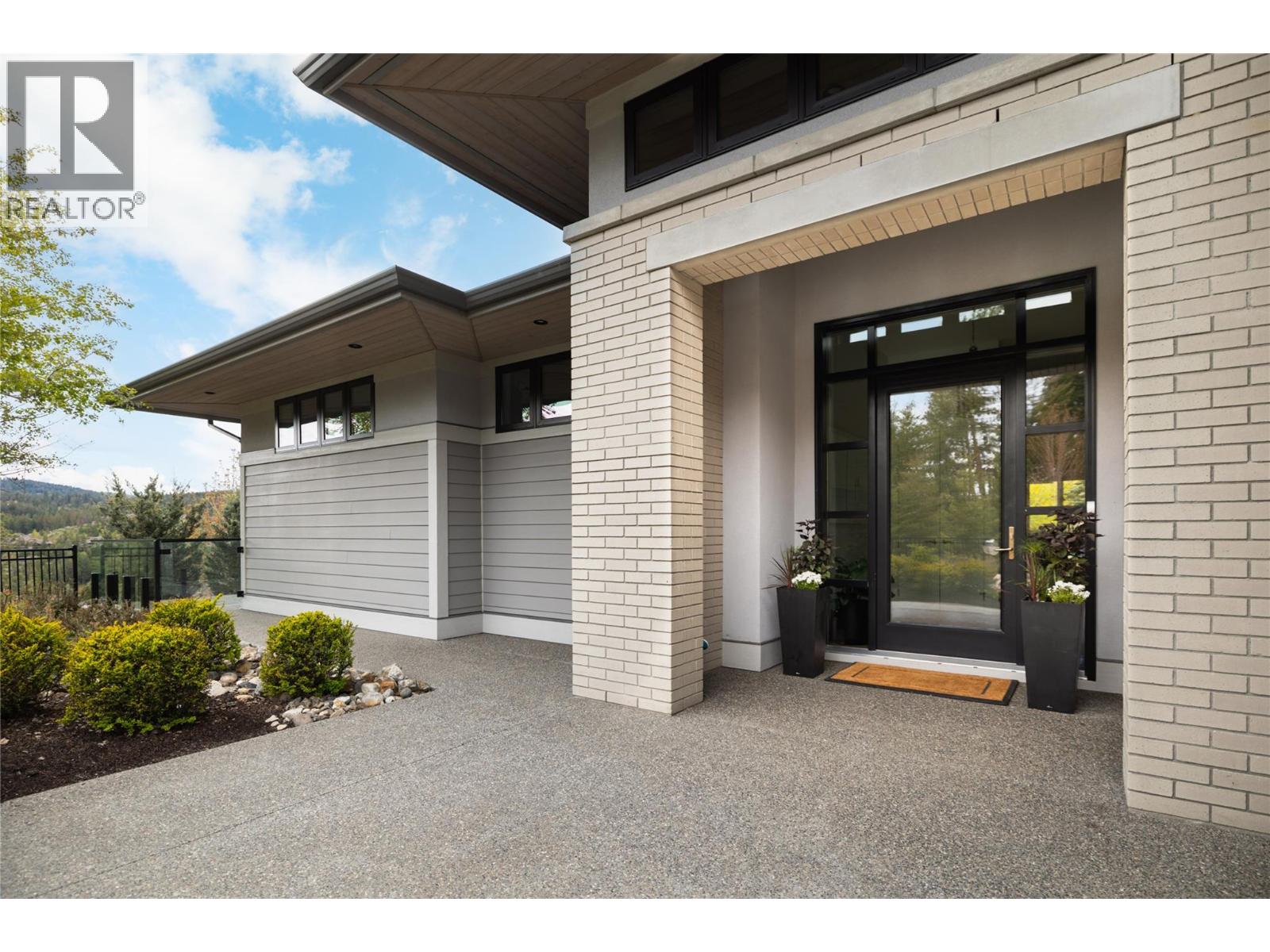 689 Birdie Lake Place, Vernon, British Columbia  V1H 2L3 - Photo 43 - 10377491