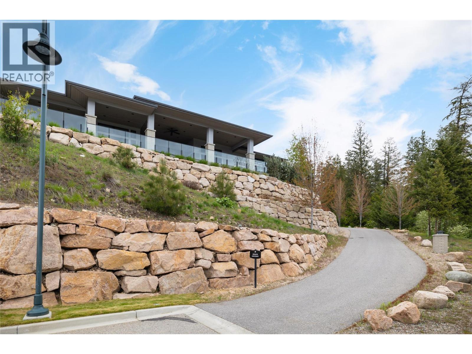 689 Birdie Lake Place, Vernon, British Columbia  V1H 2L3 - Photo 46 - 10377491