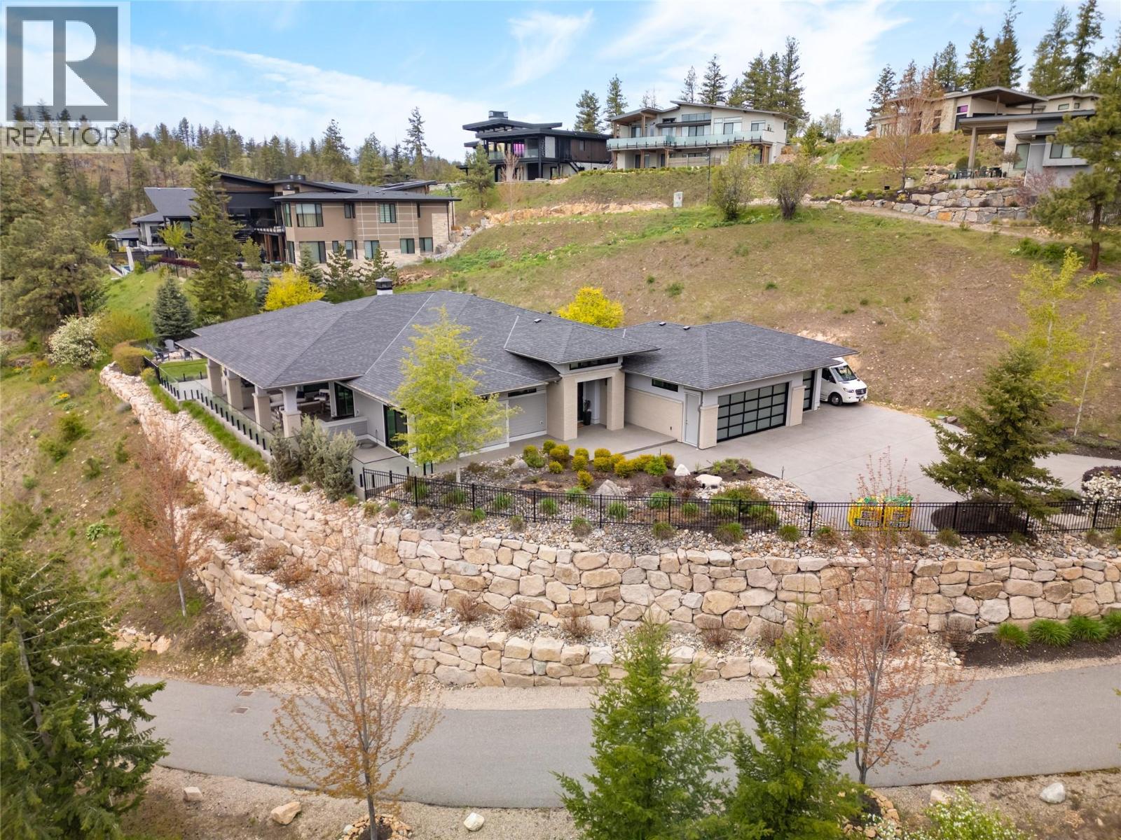 689 Birdie Lake Place, Vernon, British Columbia  V1H 2L3 - Photo 47 - 10377491