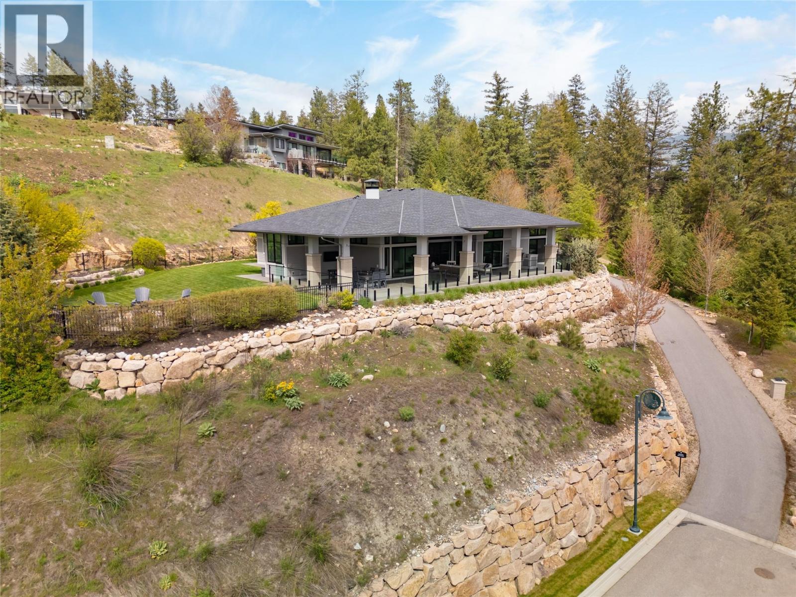 689 Birdie Lake Place, Vernon, British Columbia  V1H 2L3 - Photo 48 - 10377491