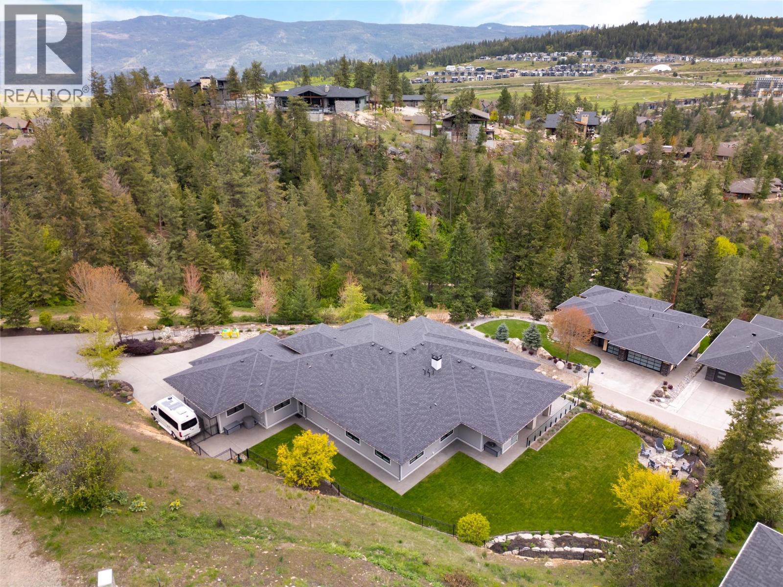 689 Birdie Lake Place, Vernon, British Columbia  V1H 2L3 - Photo 51 - 10377491