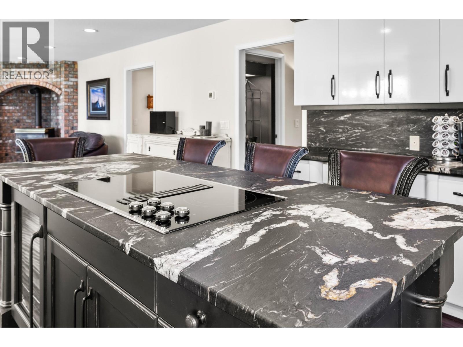 636 Welke Road, Kelowna, British Columbia  V1W 1A7 - Photo 15 - 10377477