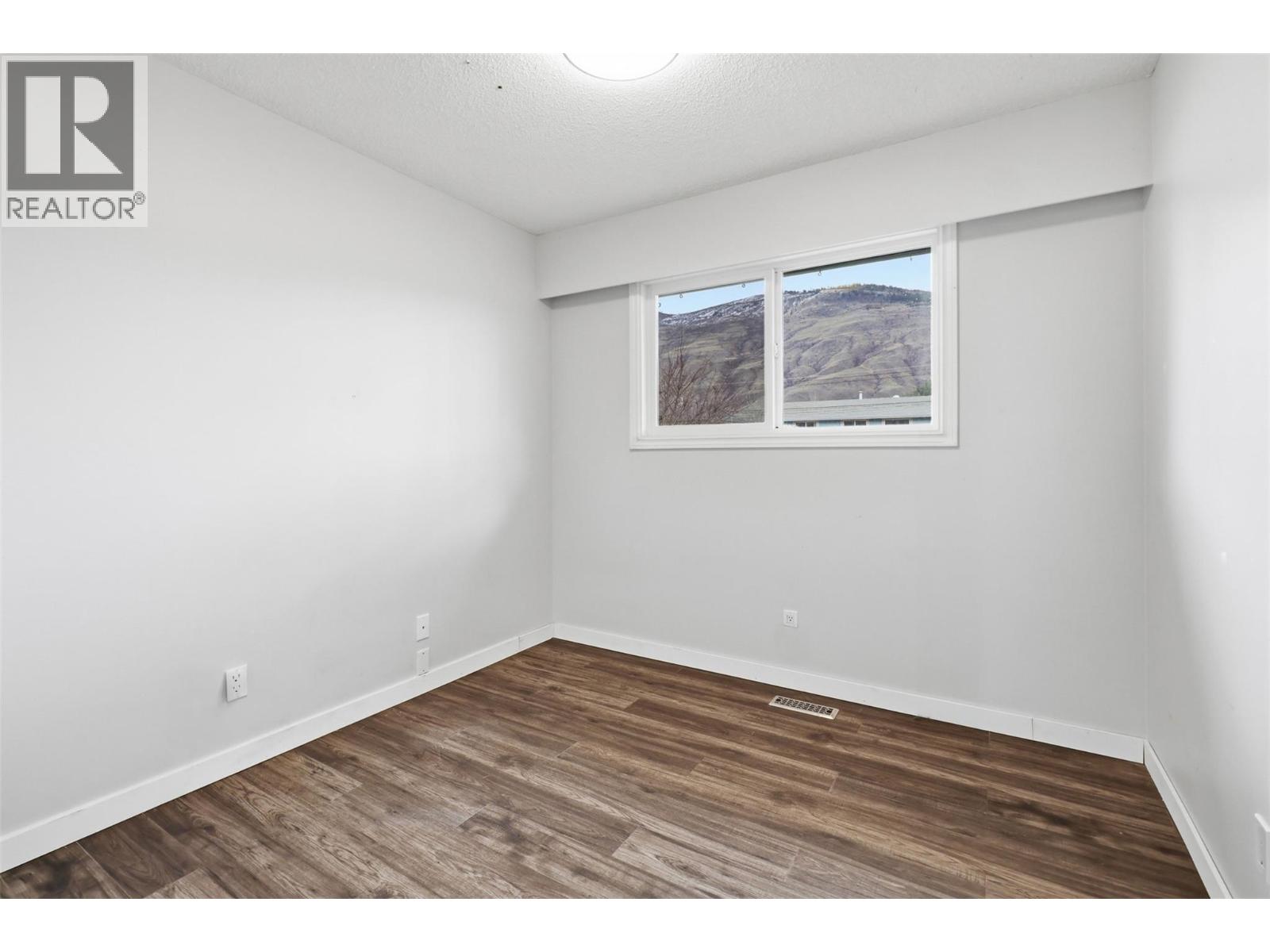 2548 Sandalwood Drive, Kamloops, British Columbia  V2B 6V4 - Photo 26 - 10377607