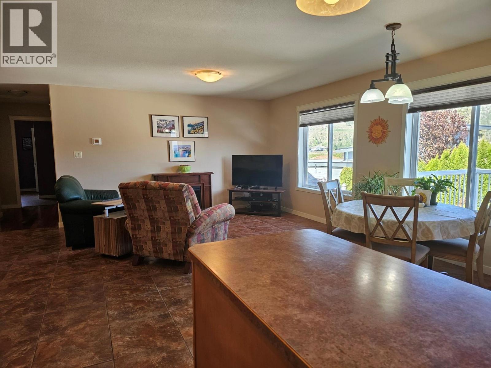 6948 Mountainview Drive, Oliver, British Columbia  V0H 1T4 - Photo 6 - 10377309