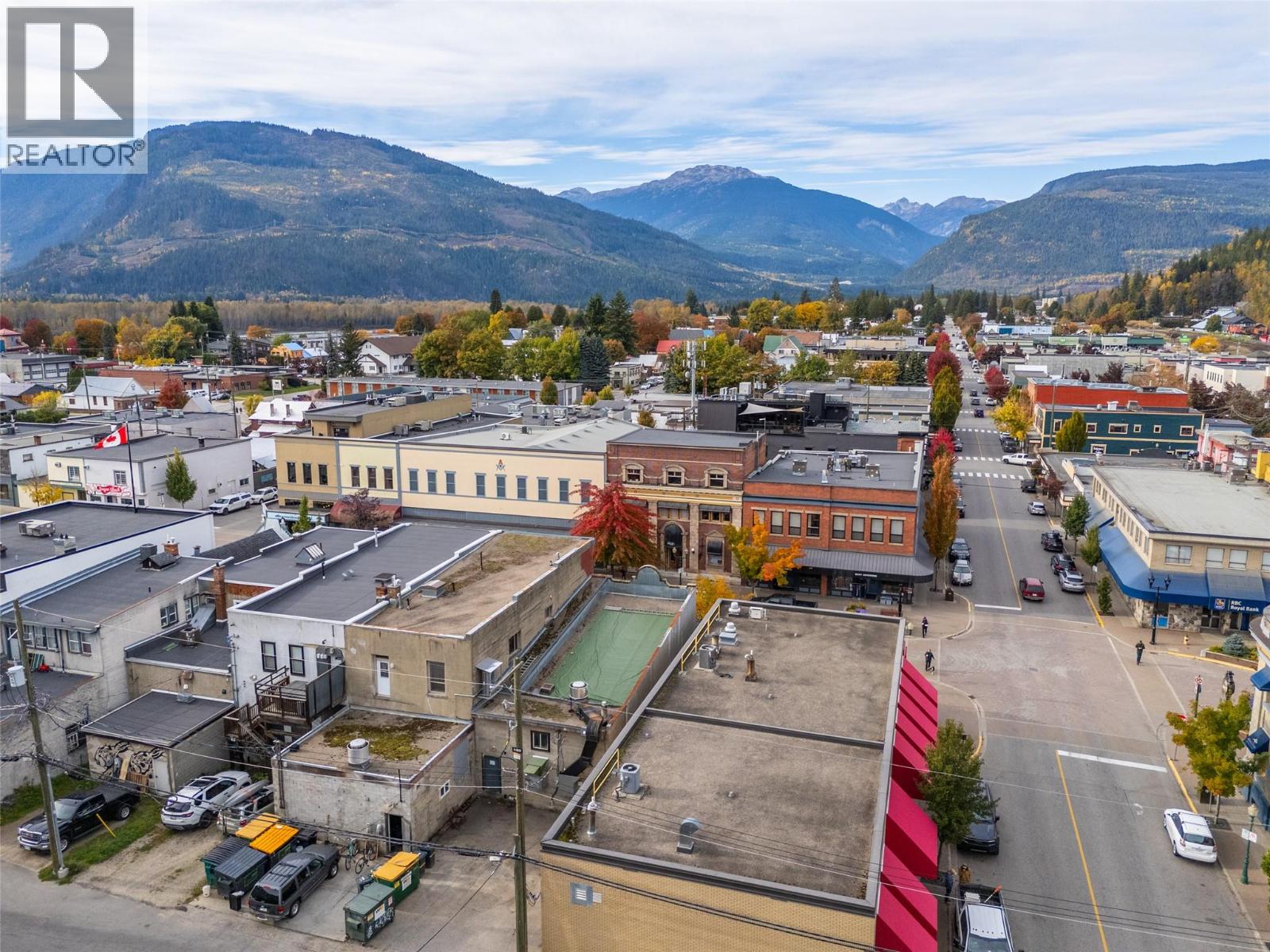 206 Mackenzie Avenue, Revelstoke, British Columbia  V0E 2S0 - Photo 14 - 10377211