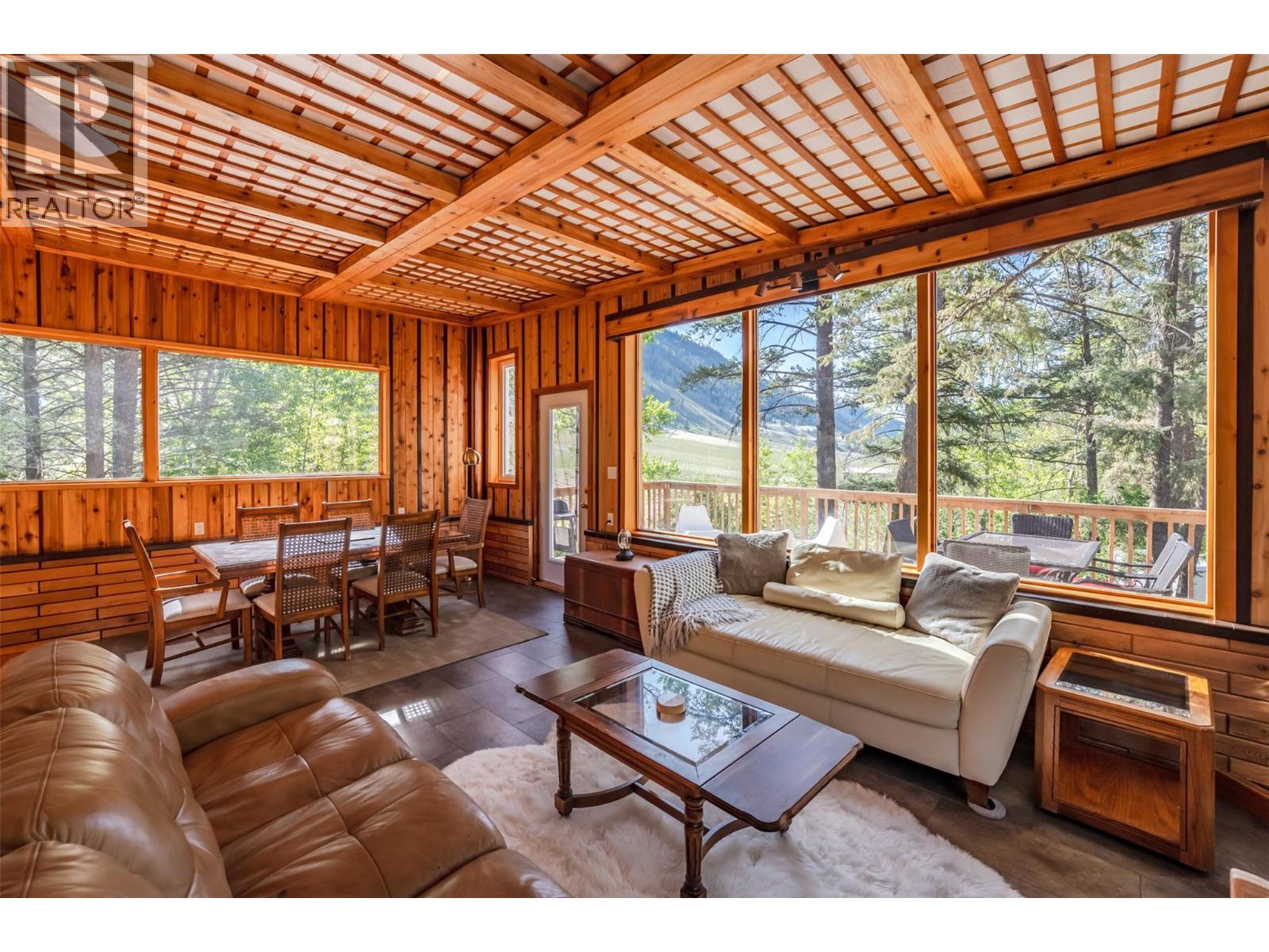 2636 11th Street, olalla, British Columbia