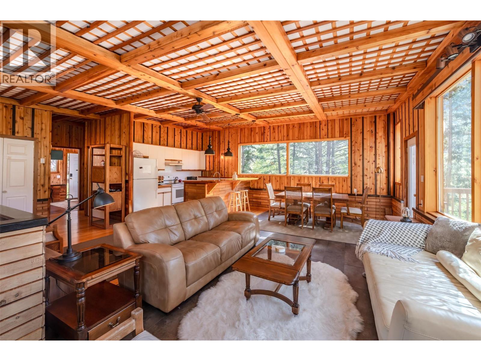 2636 11th Street, Olalla, British Columbia  V0X 1N6 - Photo 5 - 10377565