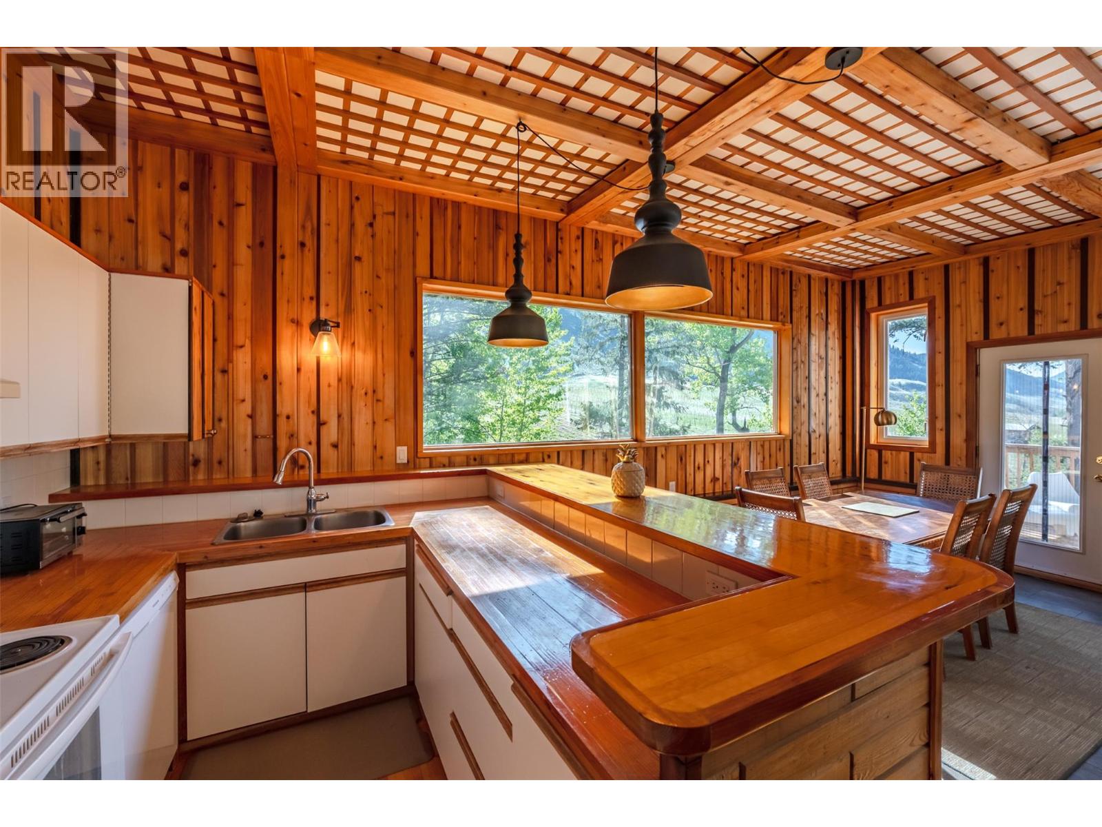 2636 11th Street, Olalla, British Columbia  V0X 1N6 - Photo 8 - 10377565