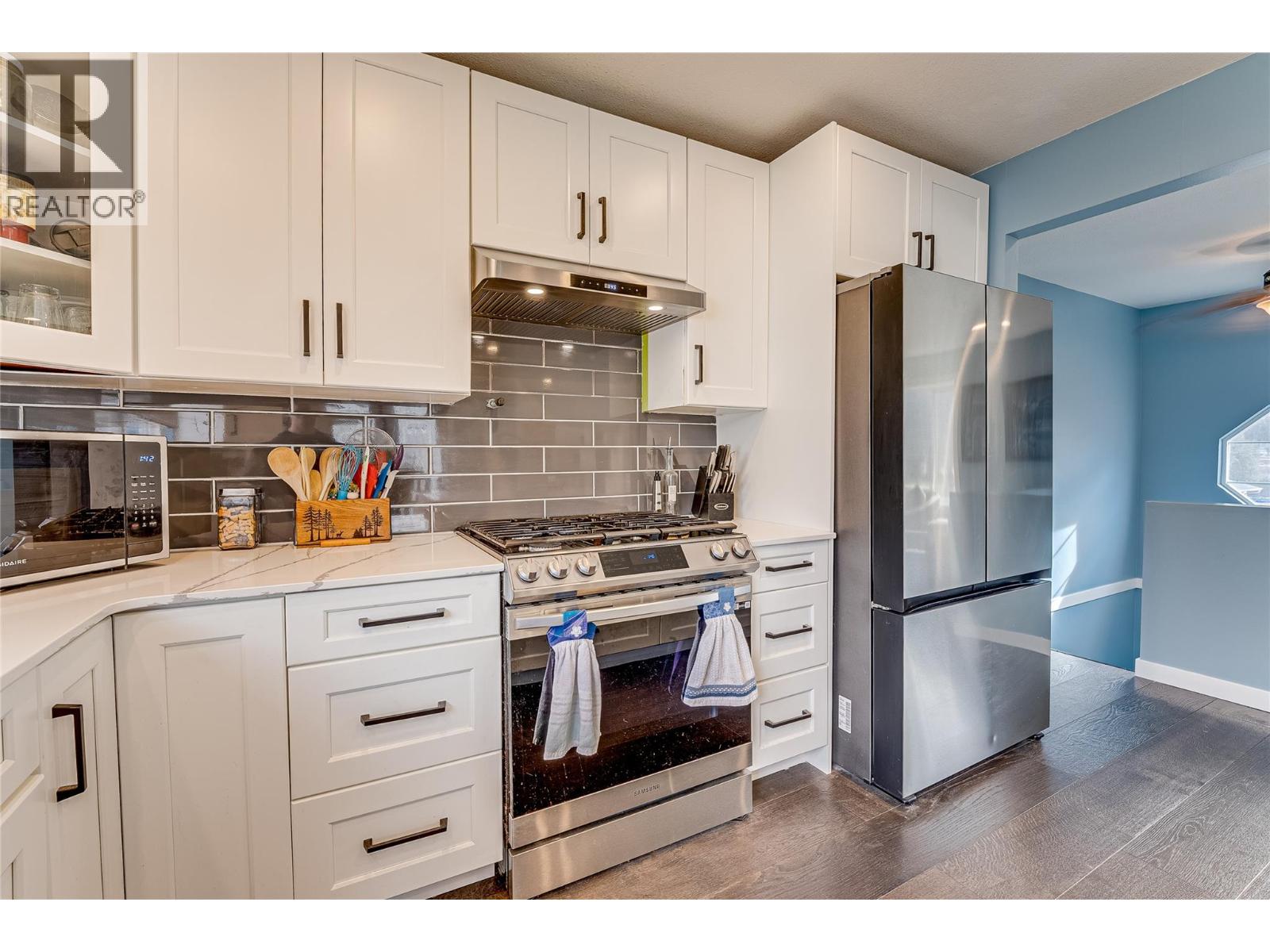 5876 Westwynd Drive, Falkland, British Columbia  V0E 1W0 - Photo 10 - 10377189