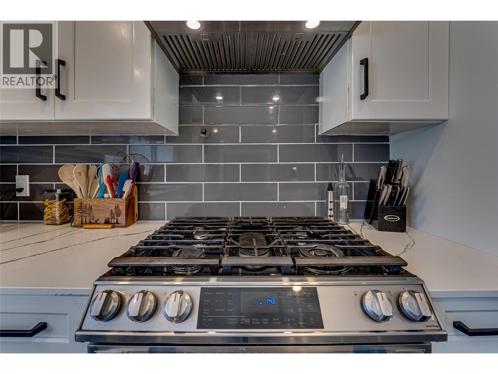 5876 Westwynd Drive, Falkland, British Columbia  V0E 1W0 - Photo 15 - 10377189