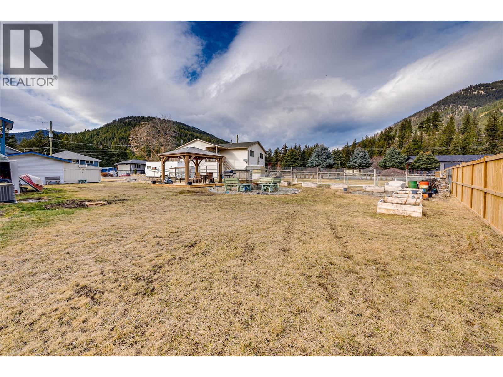 5876 Westwynd Drive, Falkland, British Columbia  V0E 1W0 - Photo 49 - 10377189