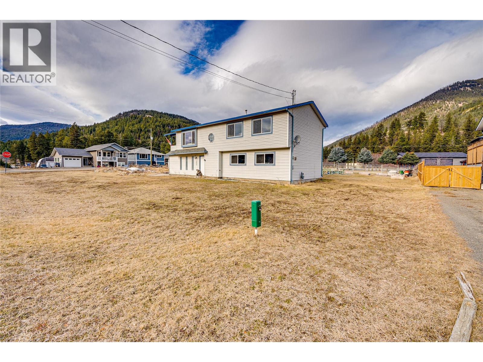 5876 Westwynd Drive, Falkland, British Columbia  V0E 1W0 - Photo 50 - 10377189