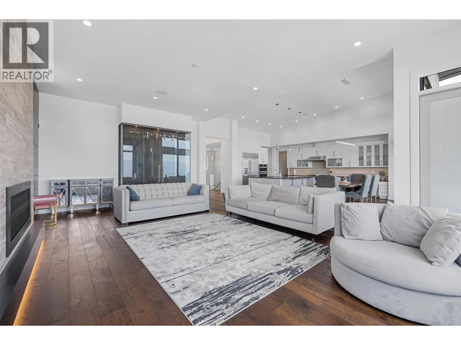 5576 Upper Mission Drive, Kelowna, British Columbia  V1W 5M4 - Photo 14 - 10377590