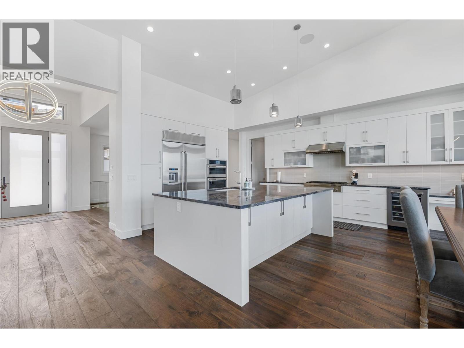 5576 Upper Mission Drive, Kelowna, British Columbia  V1W 5M4 - Photo 16 - 10377590