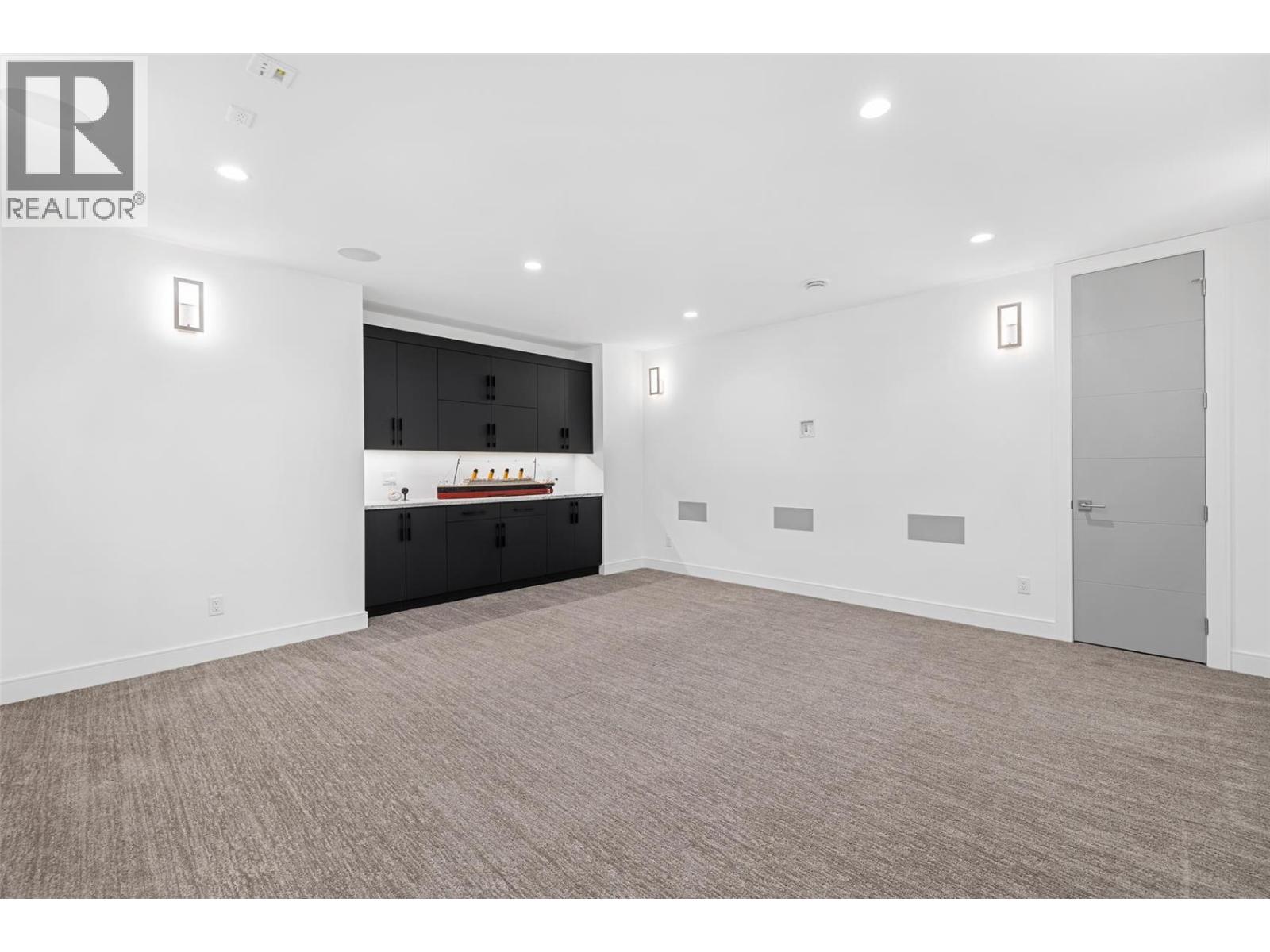 5576 Upper Mission Drive, Kelowna, British Columbia  V1W 5M4 - Photo 51 - 10377590