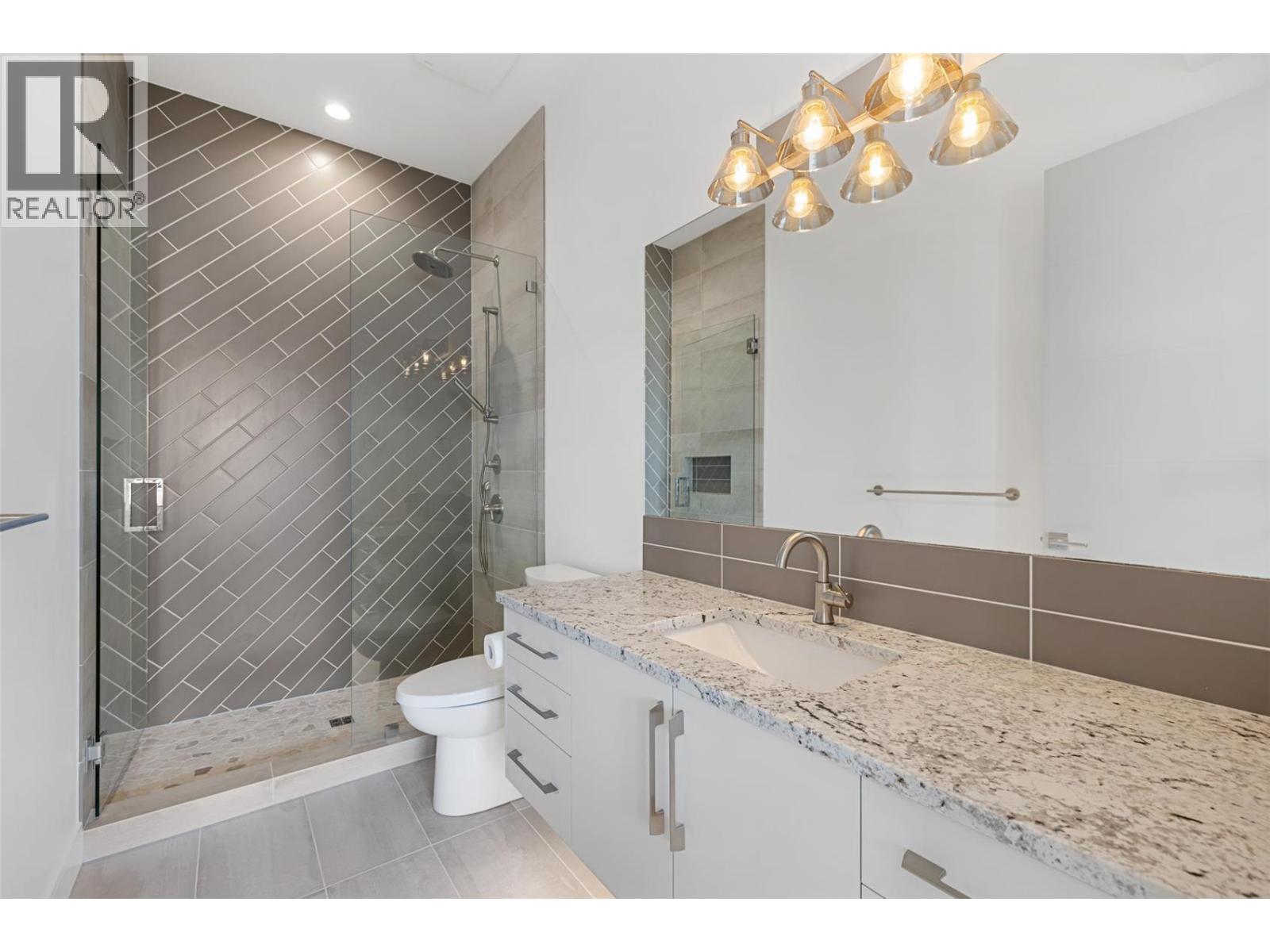 5576 Upper Mission Drive, Kelowna, British Columbia  V1W 5M4 - Photo 60 - 10377590