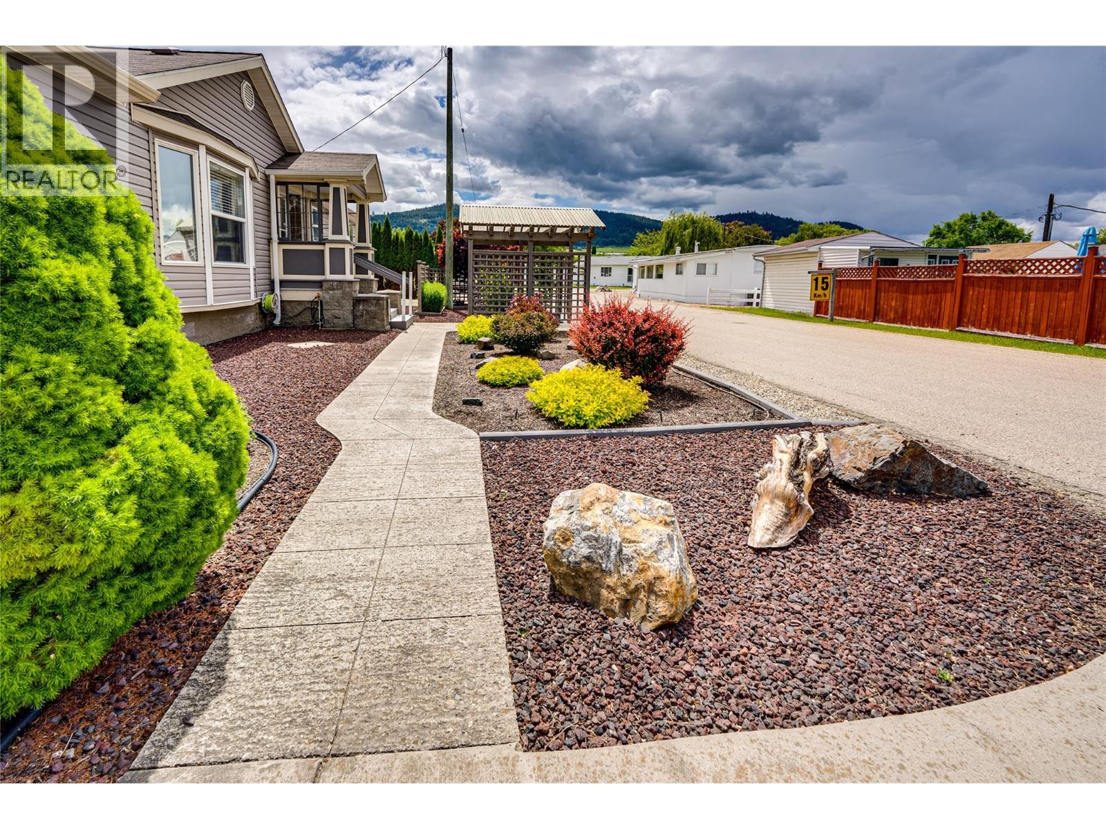 2727 Lakeshore Road Unit# 105, Vernon, British Columbia  V1H 1X5 - Photo 59 - 10377281